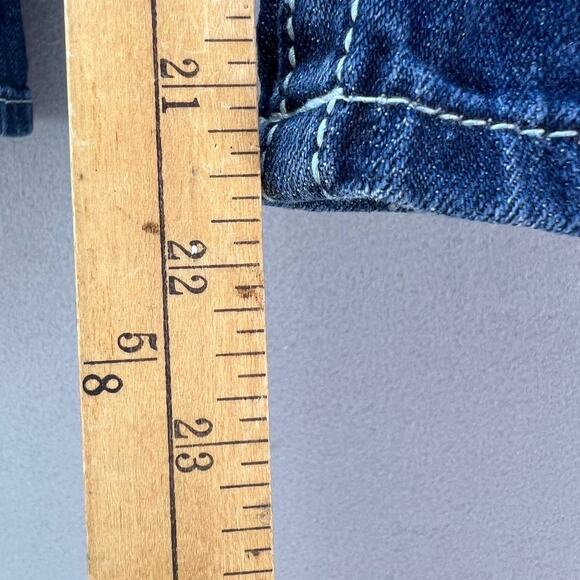 Miss Me Women's Easy Capri Size 27 (4) Embellished Cheetah Print Sequins Denim - Picture 15 of 16